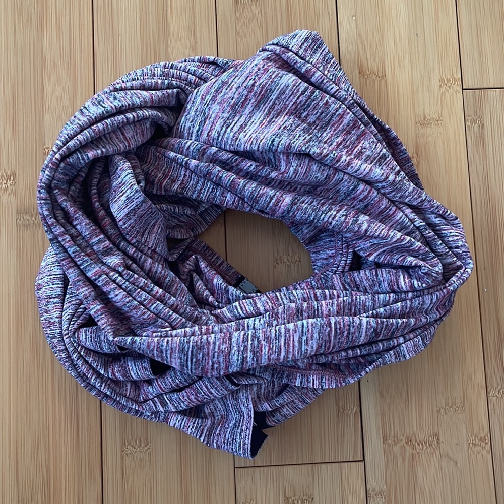 Lulu Lemon Infinity Scarf